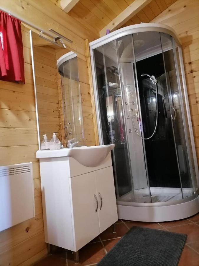Apartma Suzy Apartment *